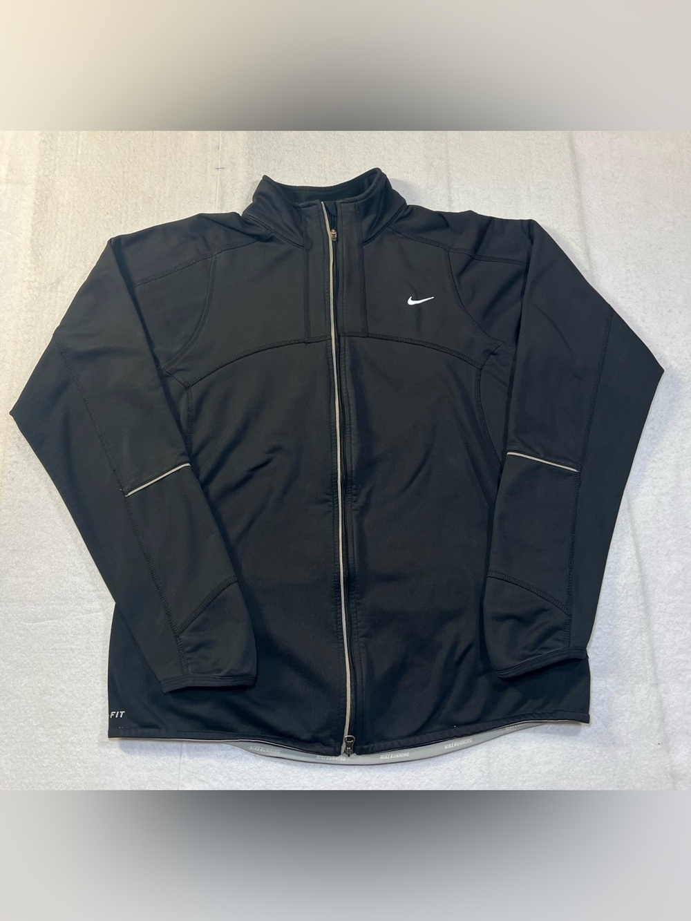 Vintage Women’s 2010 Nike Dri-FIT Black Reflective Running Zip Up Track Jacket,M